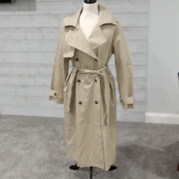 Banana Republic classic cotton twill trench coat. In Maverick tan. NWT - Picture 4 of 8
